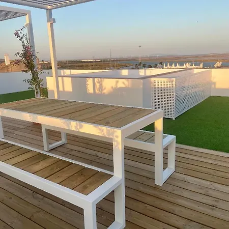 Azotea El Puerto, Parking Gratuito, Preferente Familias O Grupos Mayores De 25 Anoss * El Puerto de Santa Maria